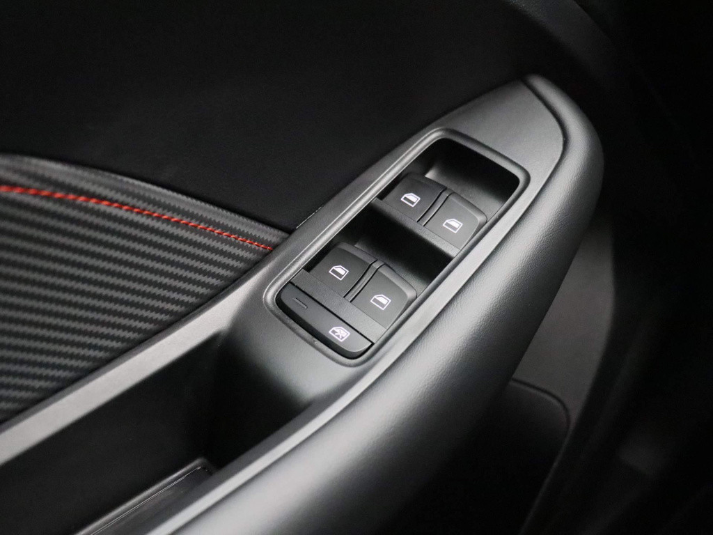 MG Zs-ev standard range luxury 50 kwh | ecc | navi | leder | schuifdak | pd