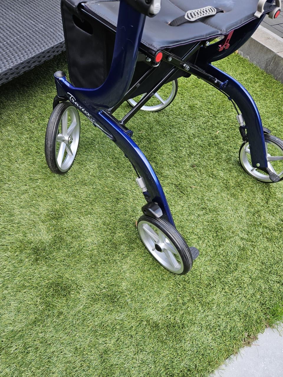 ZGAN Travixx Deluxe Rollator Donkerblauw MAAT S