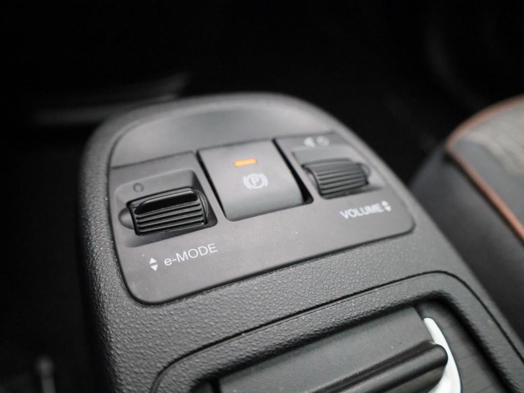 Fiat 500e icon 42 kwh | panoramadak | apple carplay / android auto | climat