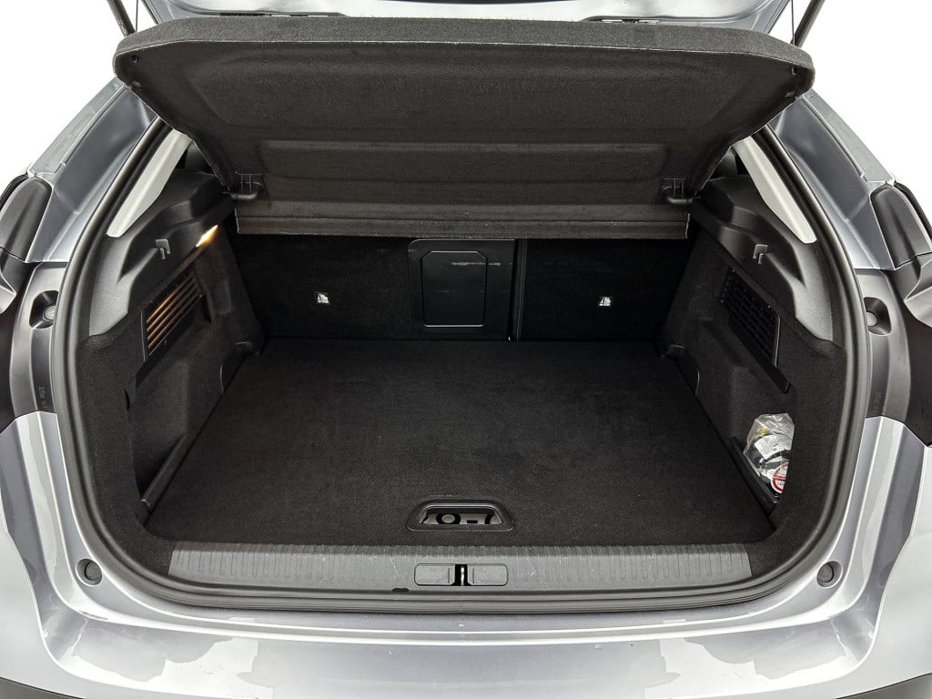 Citroen C4 puretech 130 pk eat8 shine afneembare trekhaak | achteruitrijcam