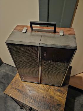 Jaren 60 draagbare Philips 447 Platenspeler met Speakers