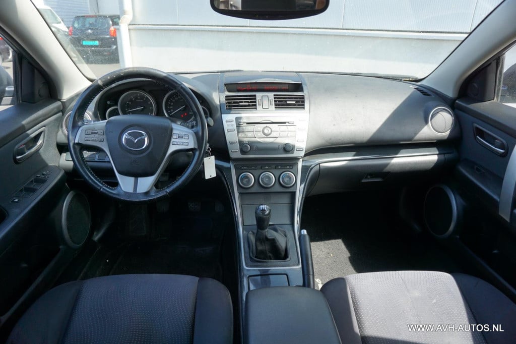Mazda 6 1.8 touring