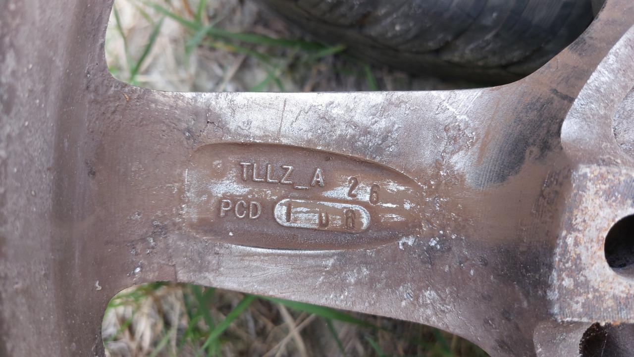 Decent Velgen 16 inch vanaf Mondeo MK4