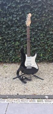 Electrische Gitaar Yamaha EG-012
