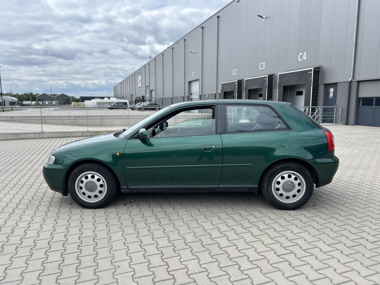 Audi A3 1.6 Ambiente/APK/TREKH/NAP