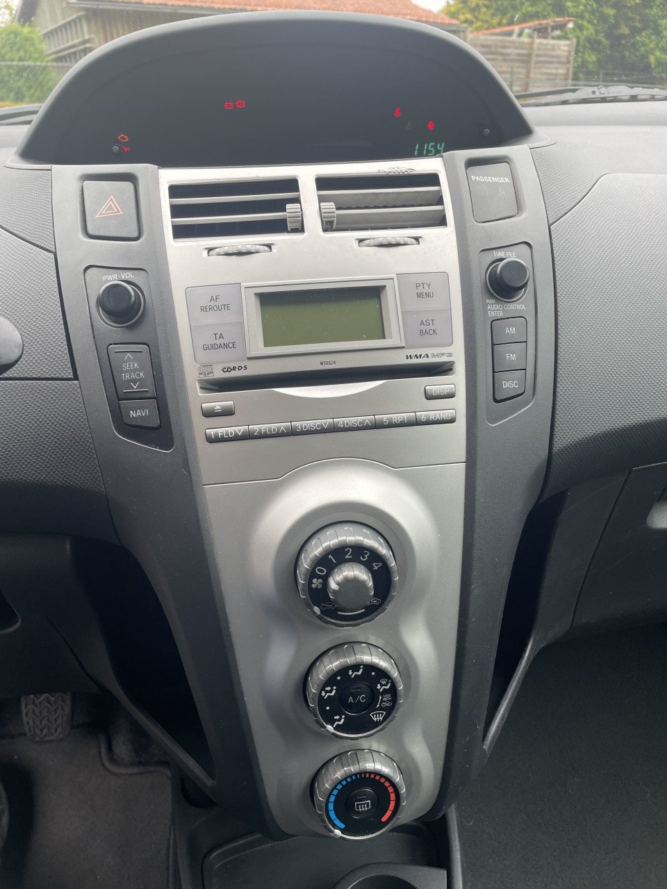 Toyota  Yaris 1.3 16V Vvt-i