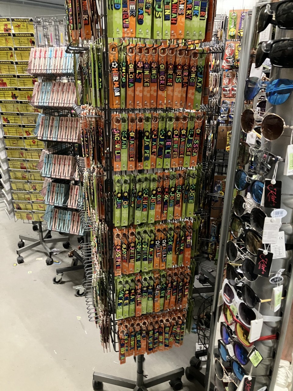 Goedkope grote partij braderie, markt, winkel artikelen!!!
