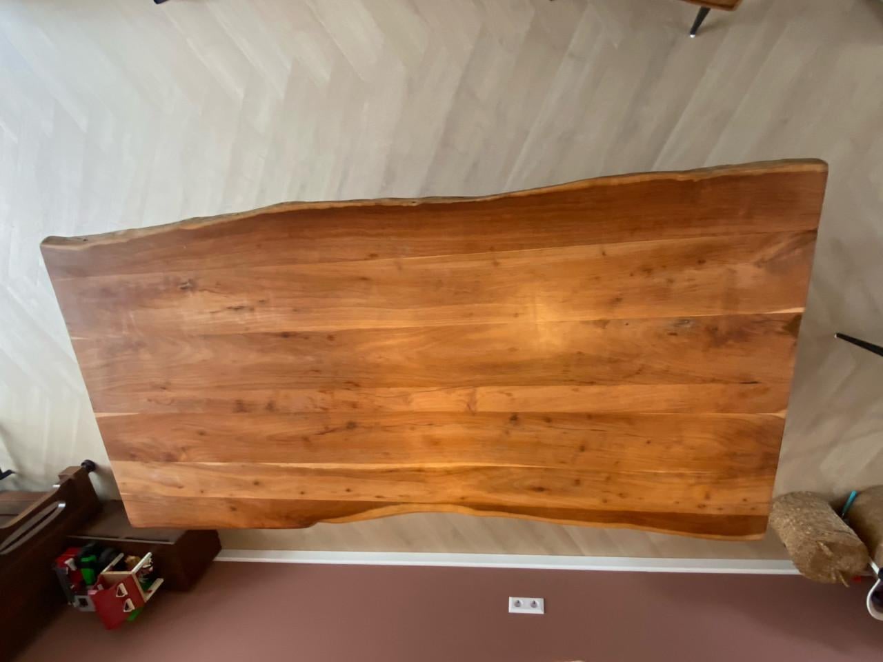 Acaciahouten eettafel 200x100 cm met stalen kruispoot