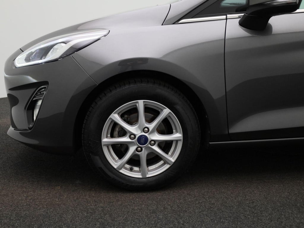 Ford Fiesta 1.0 ecoboost titanium x | lmv | parkeer sensoren | navigatie | 
