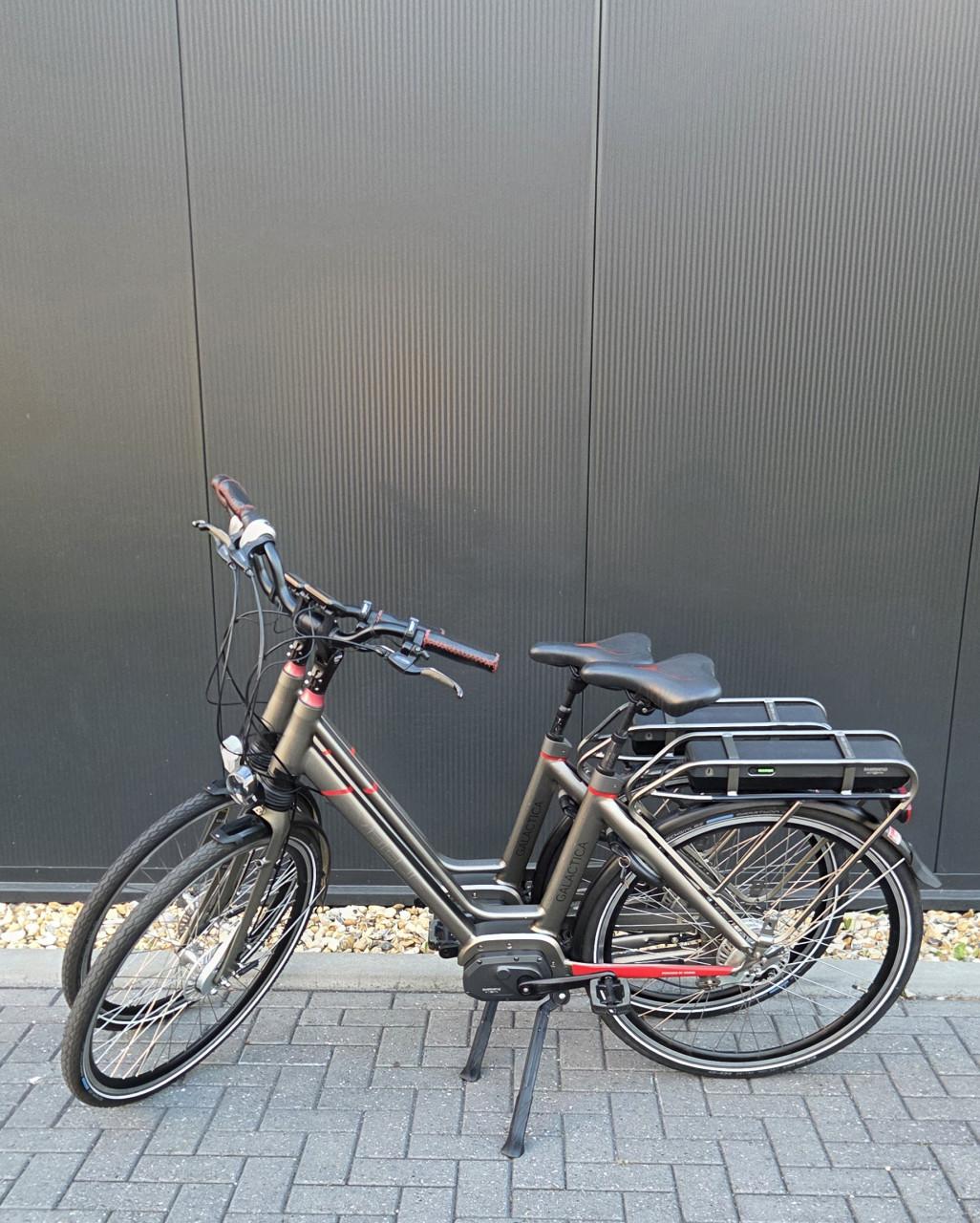 Mooie nette set Vogue Galactica 418Wh framemaat 53
