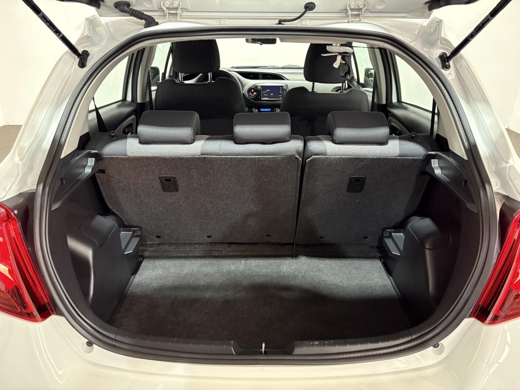 Toyota Yaris 1.5 hybrid lease