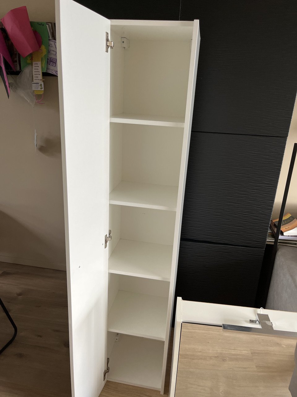 Kolomkast en spiegelkast badkamer
