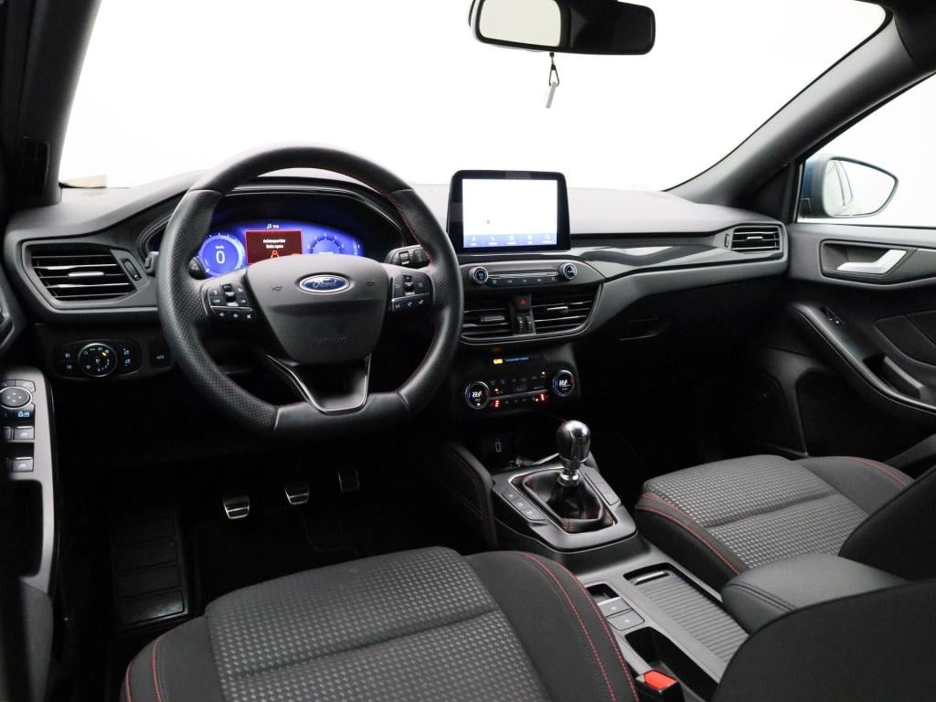 Ford Focus wagon 1.0 ecoboost hybrid st line x business | lmv | parkeer sen