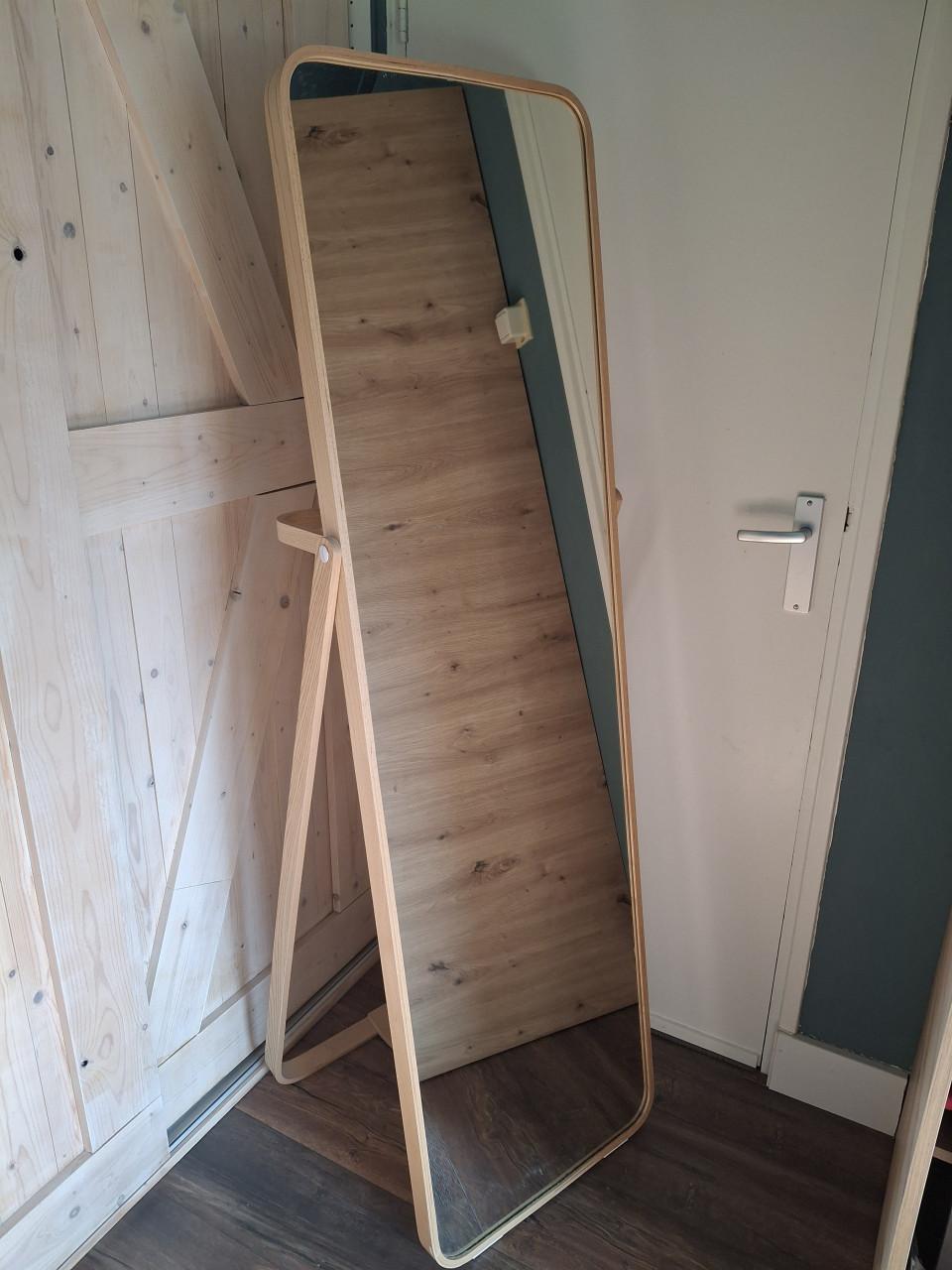 Staande spiegel