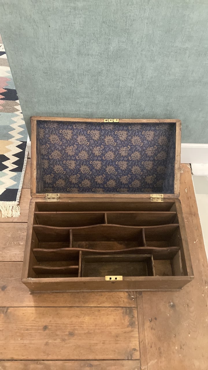 Mooi kistje voor bureau