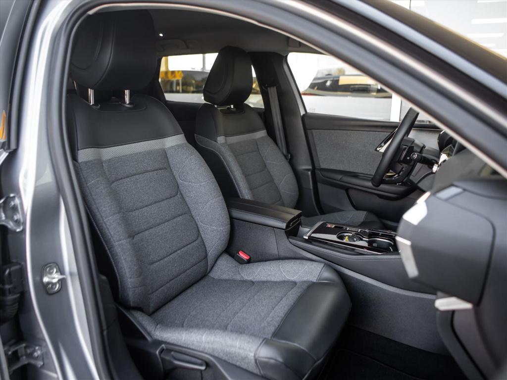 Citroen C5 X 1.2 puretech 130pk feel automaat | navigatie | camera | park. 