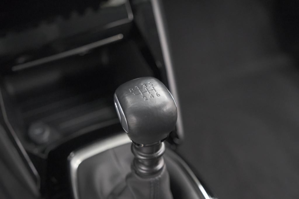 Peugeot 208 puretech 100 allure pack | camera | apple carplay | parkeersens