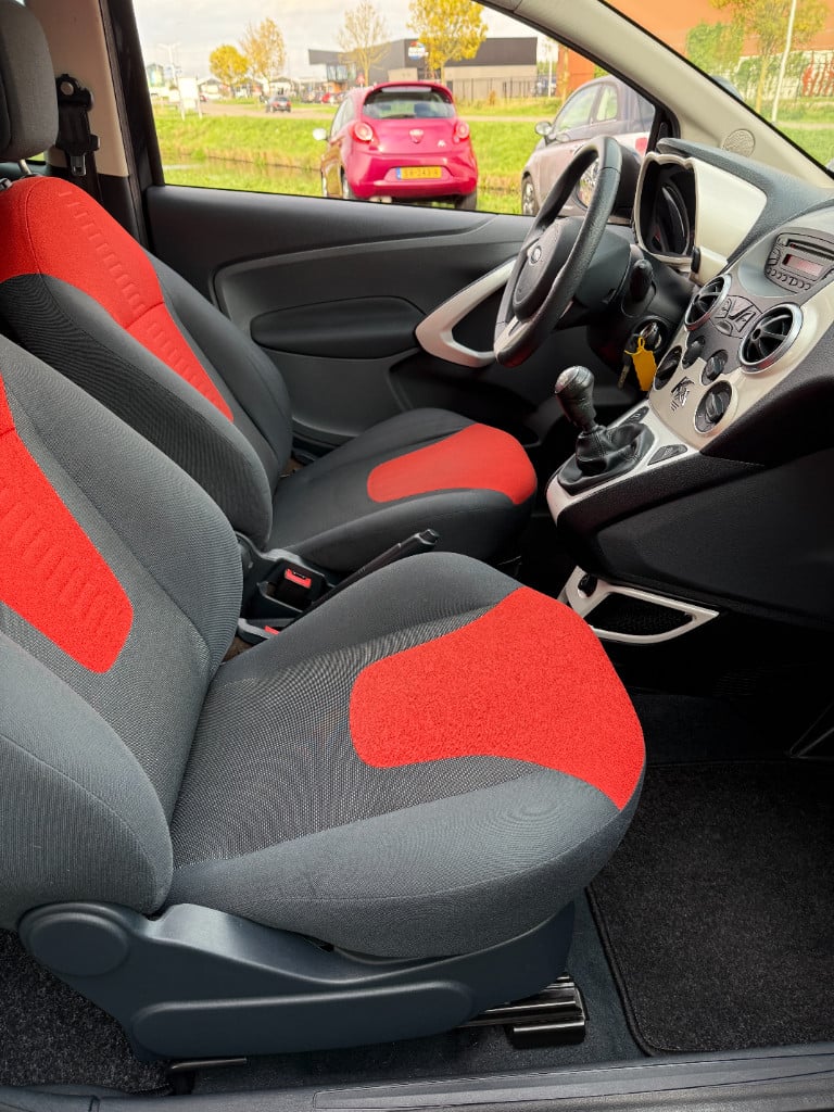 Ford KA 1.2 - titanium - airco