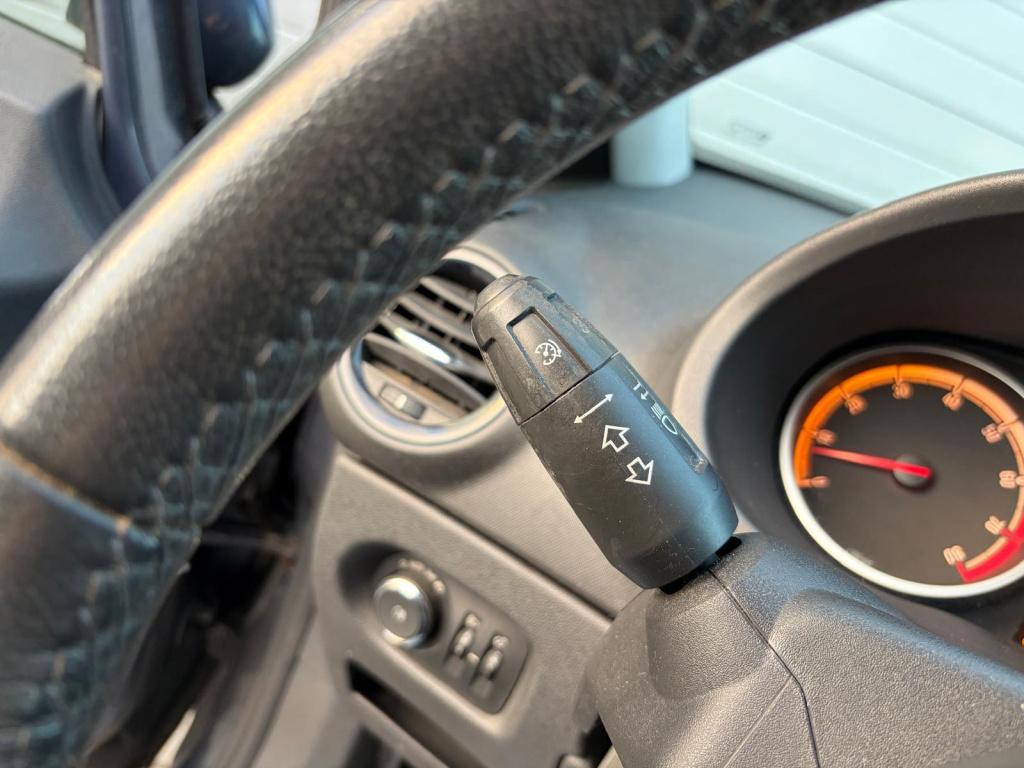 Opel Corsa 1.4-16v '111' edition