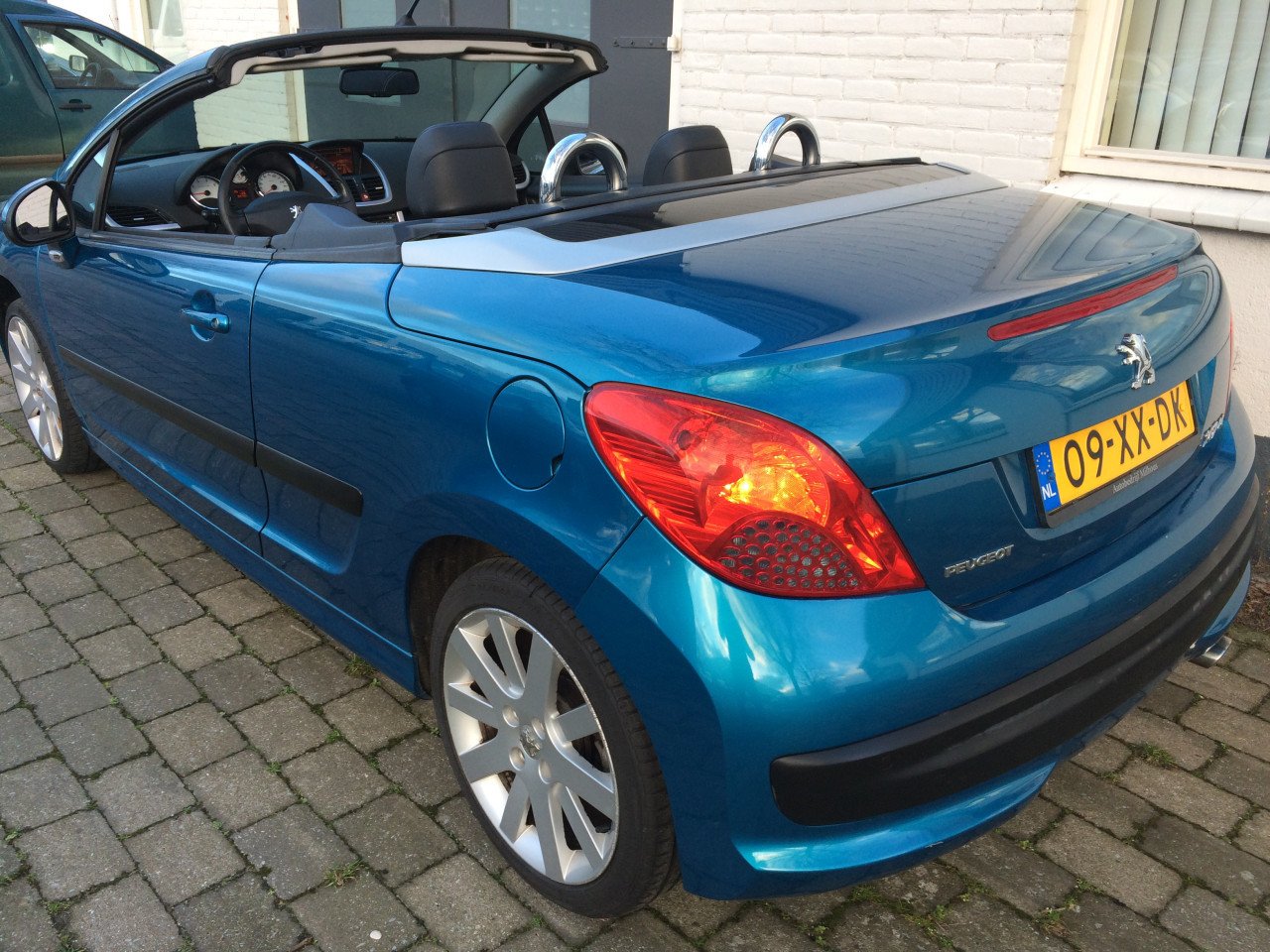 Peugeot 207 CC 1.6-16V T Sport LEES DE TEXT GOED!