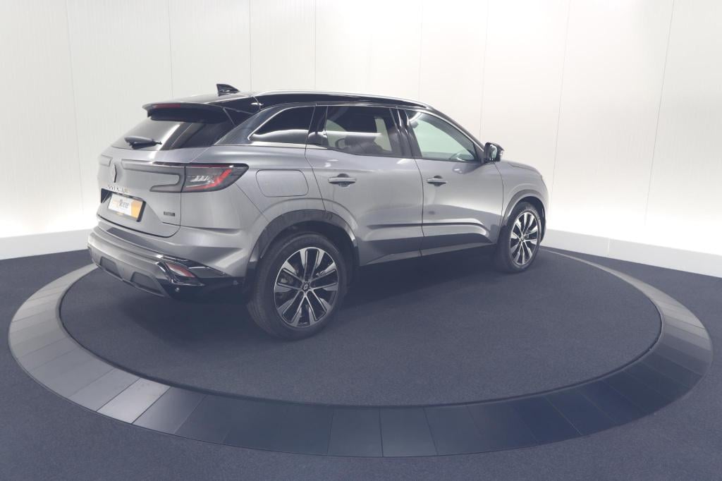 Renault Austral 1.2 e-tech full hybrid 200 techno | 360 camera | panoramada