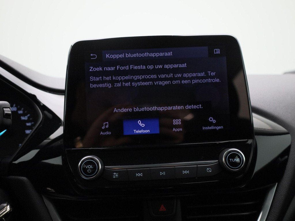 Ford Fiesta 1.0 ecoboost hybrid titanium | cruise control | parkeer sensore