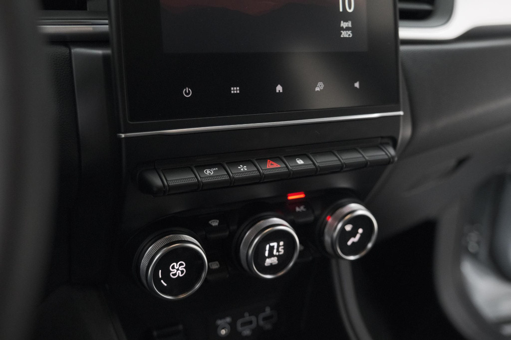 Renault Captur mild hybrid 140 edc techno | camera | navigatie | apple carp