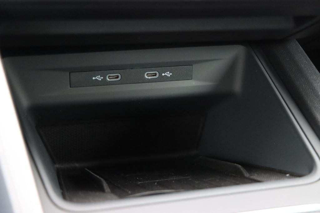 Seat Leon 1.4 tsi ehybrid phev fr business intense 204pk dsg6