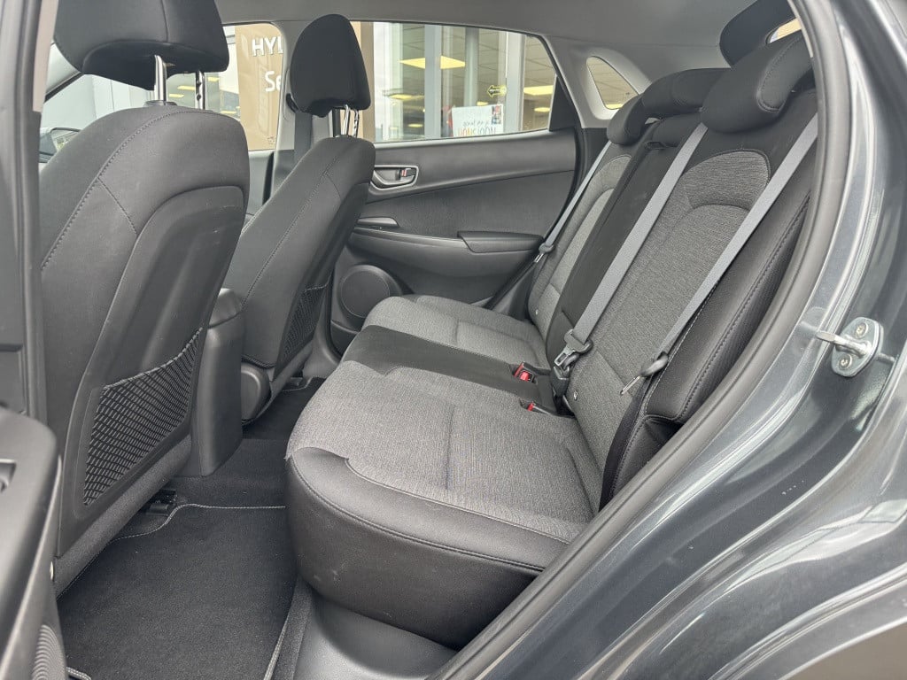 Hyundai Kona ev comf smart 39 kwh | 1e eigenaar | dealer onderhouden! |