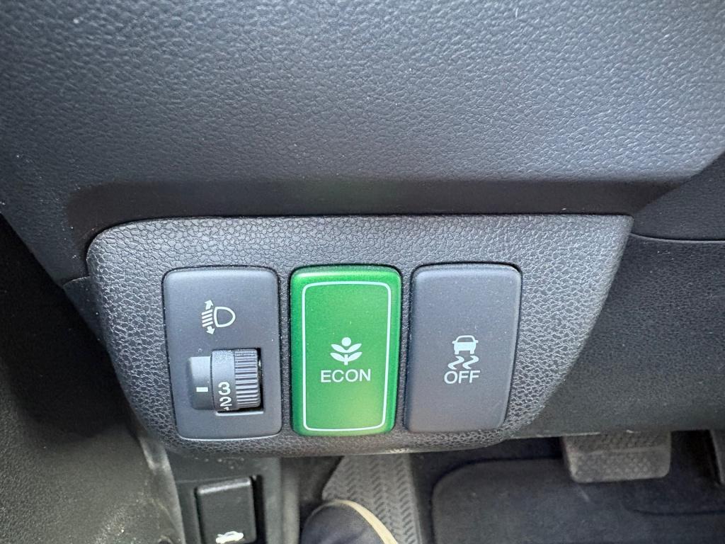 Honda Jazz 1.4 hybrid business mode