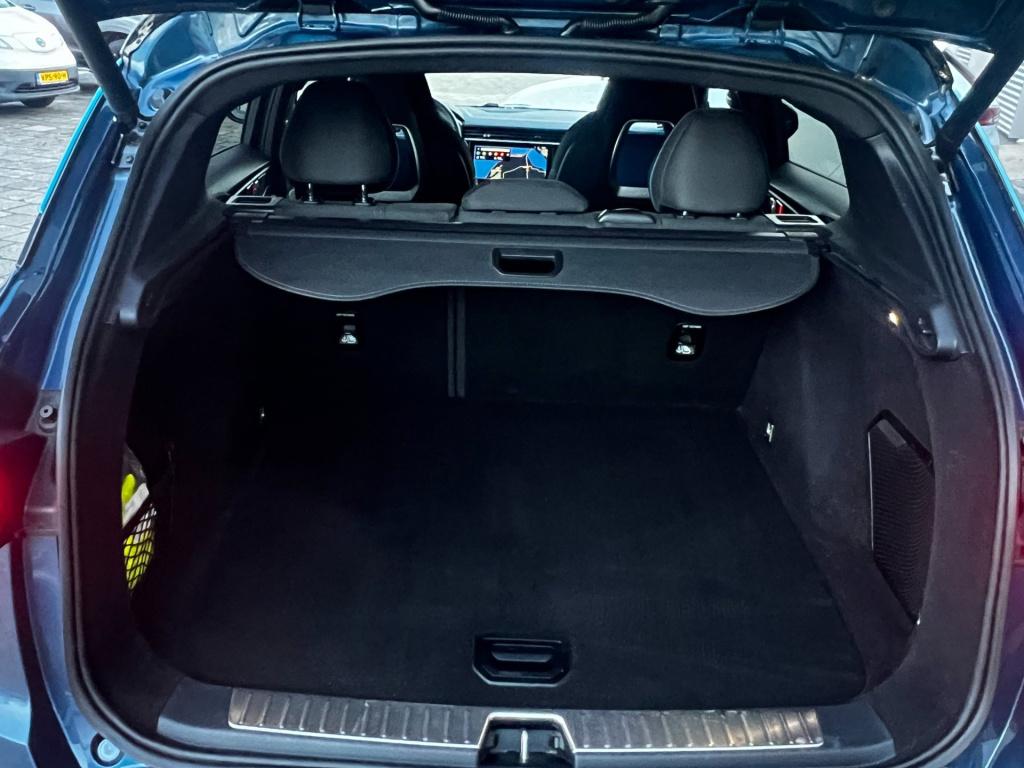 Lynk & Co 01 1.5 phev 261pk/facelift my23/360 camera/panodak enz..