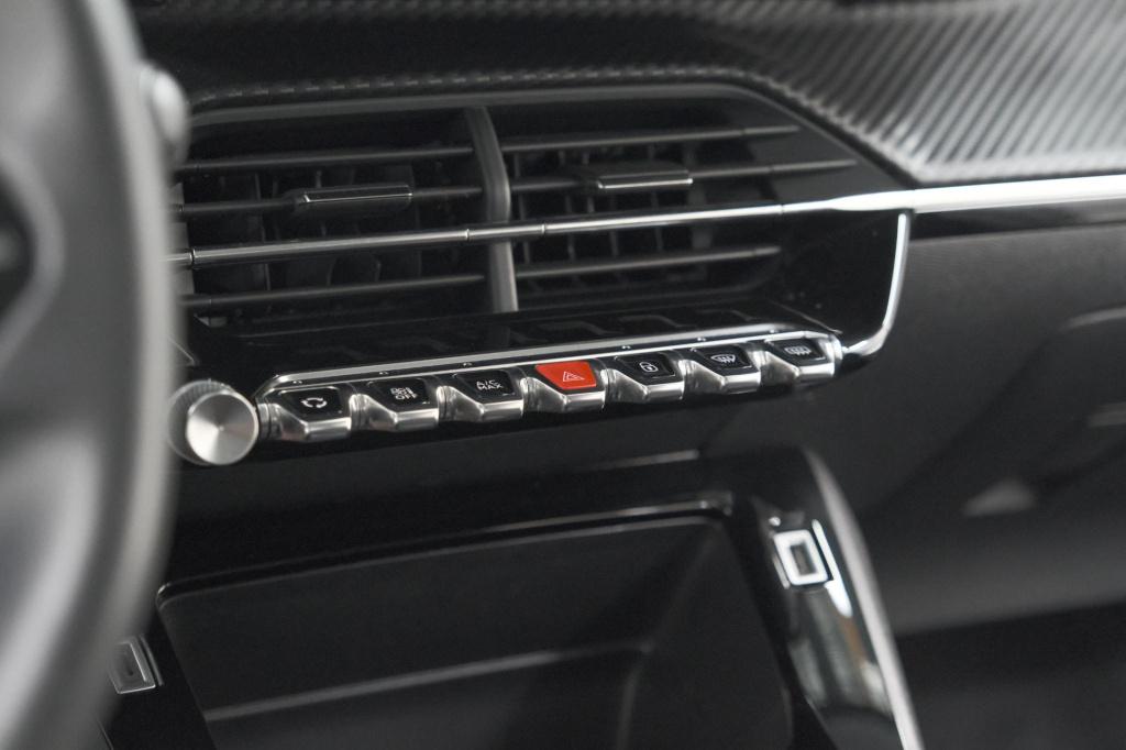 Peugeot 208 puretech 75 active pack | navigatie | parkeersensoren | apple c