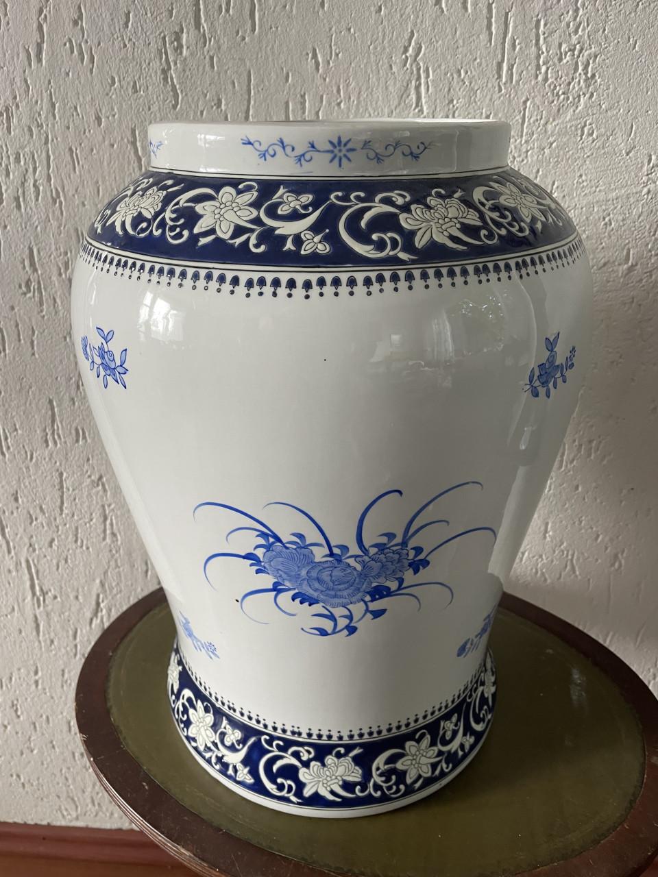 Frans porselein merk TOUSSI COURT vaas 43 cm
