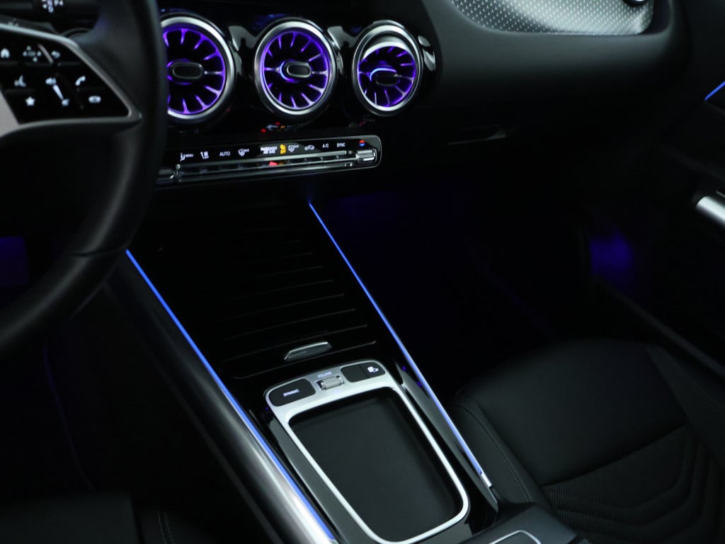 Mercedes-Benz B-Klasse 180 star edition luxury line trekhaak | dodehoek ass