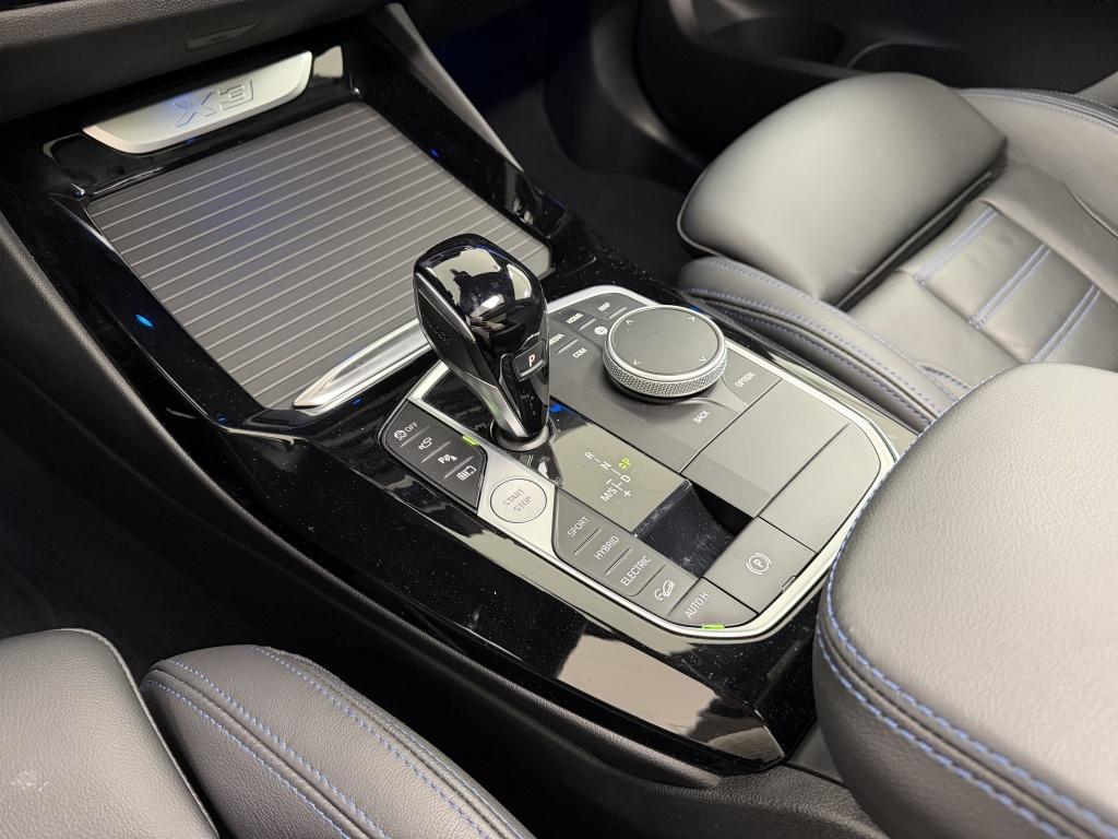 BMW X3 xdrive30e m-sport pro | brooklyn grau | harman/kardon | panorama