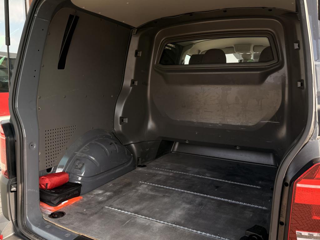 Volkswagen Transporter 2.0 tdi l1h1 28 | acc | dubbele cabine | stoelverwar