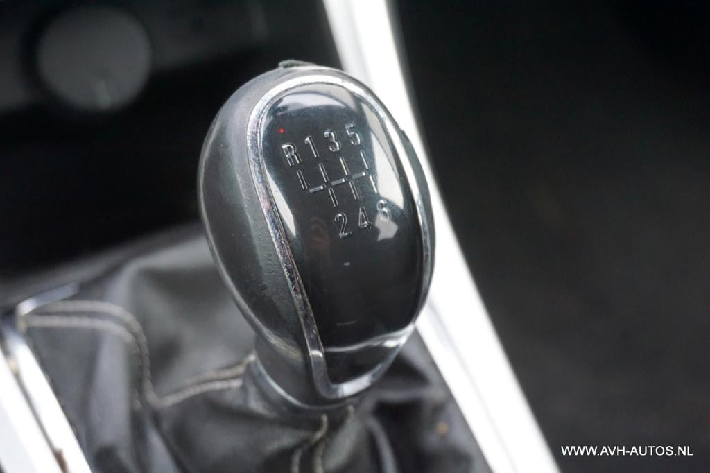 Opel Astra sports tourer 1.4 turbo sport