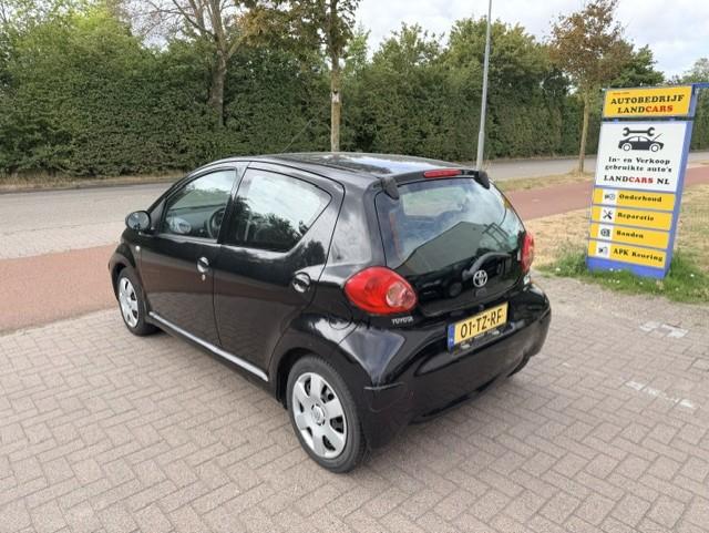 Toyota Aygo 1.0-12v +