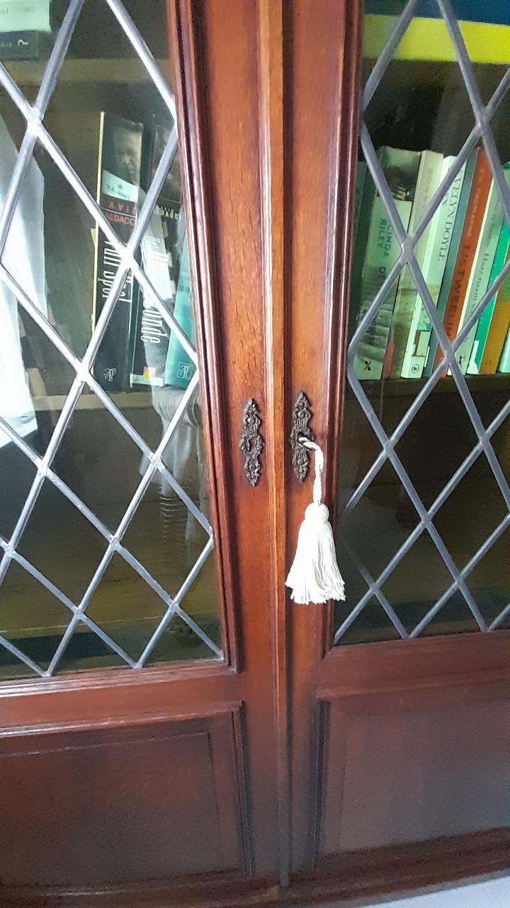 2 deurs kast
