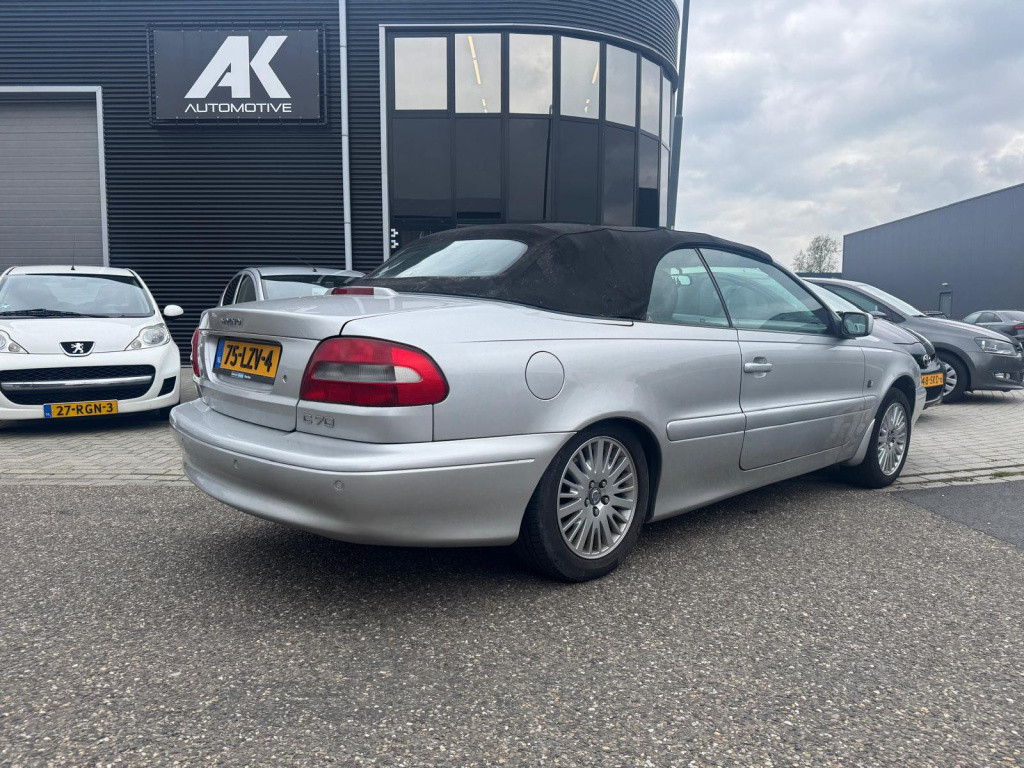 Volvo C70 convertible 2.0 t/inruilkoopje/dak werkt niet!/handel/hobby