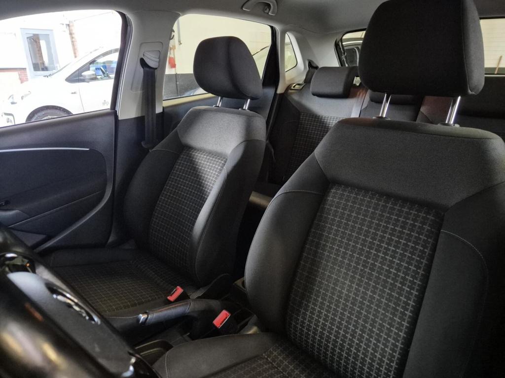 Volkswagen Polo 1.2 tsi comfortline / parkeersensoren / cruisecontrol