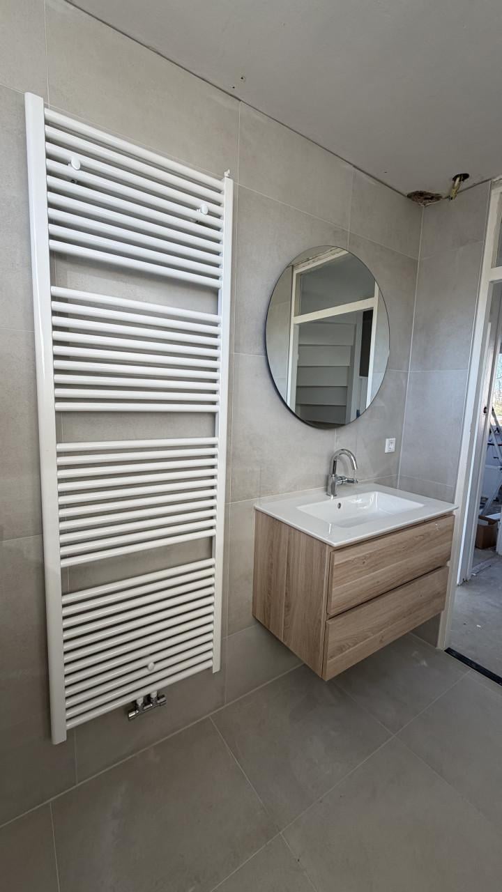 Badkamer renovatie en toilet renovatie