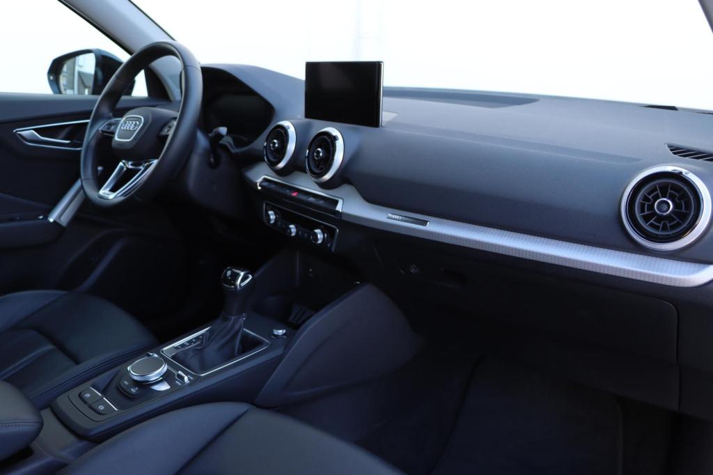 Audi Q2 35 tfsi advanced edition 150pk | camera | stoelverwarming | navi