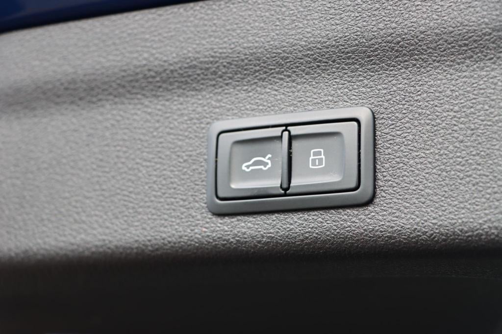 Audi A6 avant 50 tfsi e quattro s edition competition 300pk s tronic