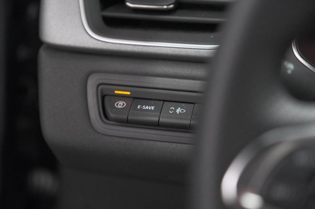 Renault Captur 1.8 e-tech full hybrid 160 techno | camera | adaptieve cruis