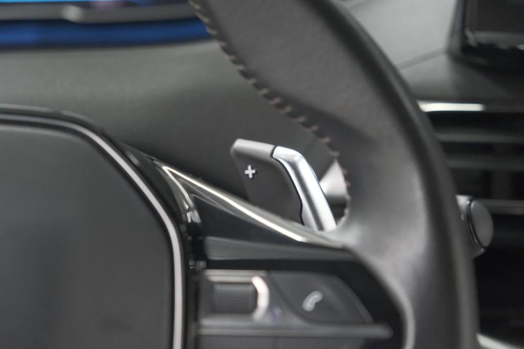 Peugeot 5008 puretech 130 eat8 active pack business | 7 zitplaatsen | camer