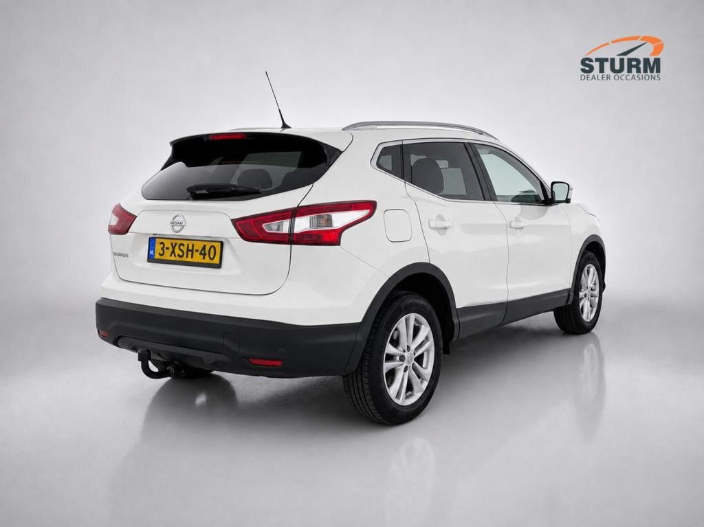 Nissan Qashqai 1.2 tekna automaat incl. trekhaak!
