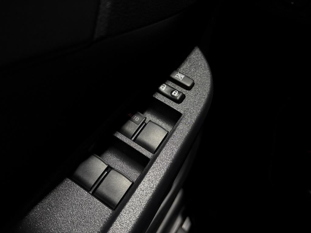 Toyota Verso-s 1.3 vvt-i dynamic | lage km-stand |