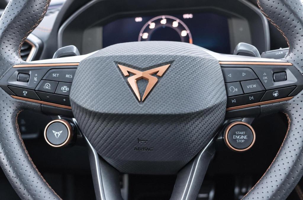 Cupra Formentor 1.5 tsi e-hybrid business 204pk dsg6