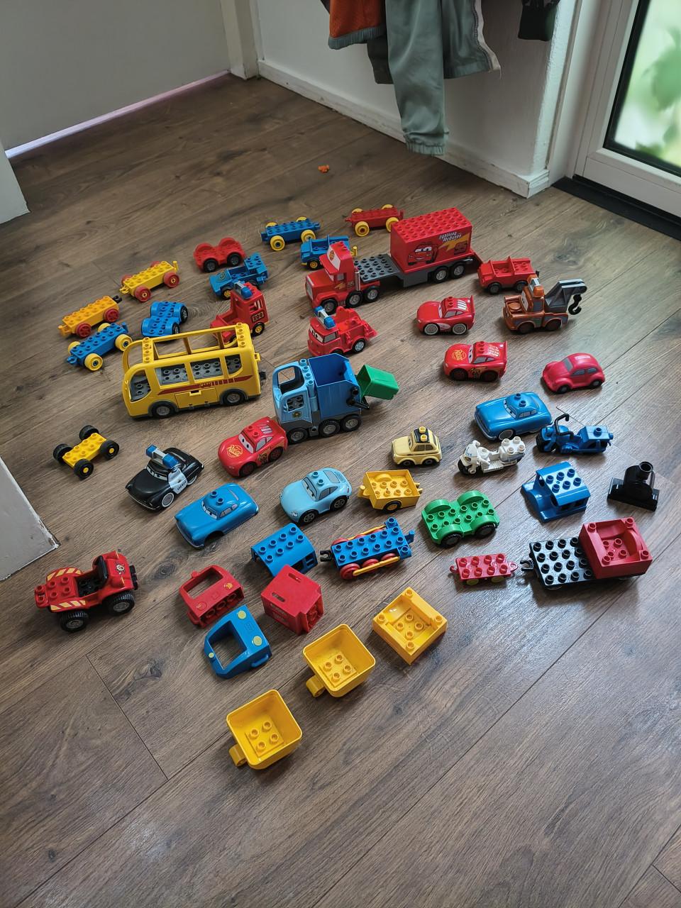 Heel veel duplo en hubelino knikkerbaan